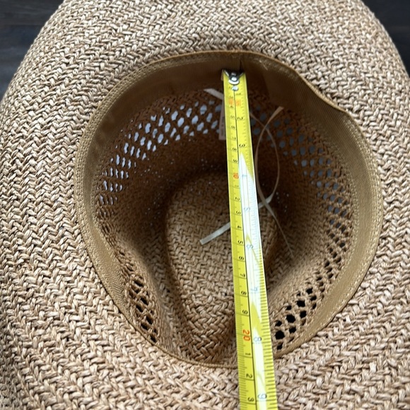 ILLUMA Cowboy paper straw sun hat, beaded band, adjustable - Picture 10 of 12